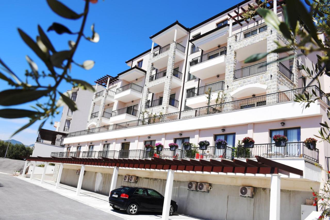 Apartments Petar Budva Buitenkant foto
